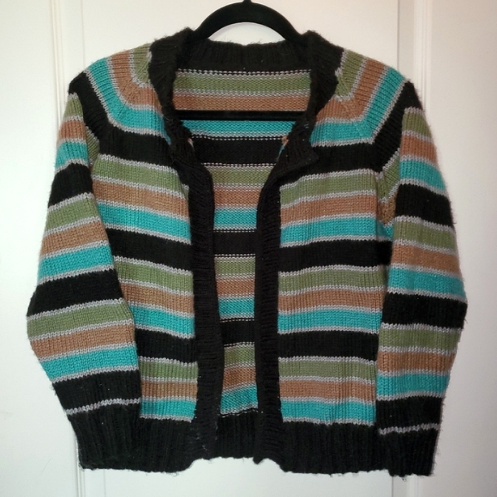 Hand-Knit cropped boxy horizontal stripe raglan acrylic cardigan sweater